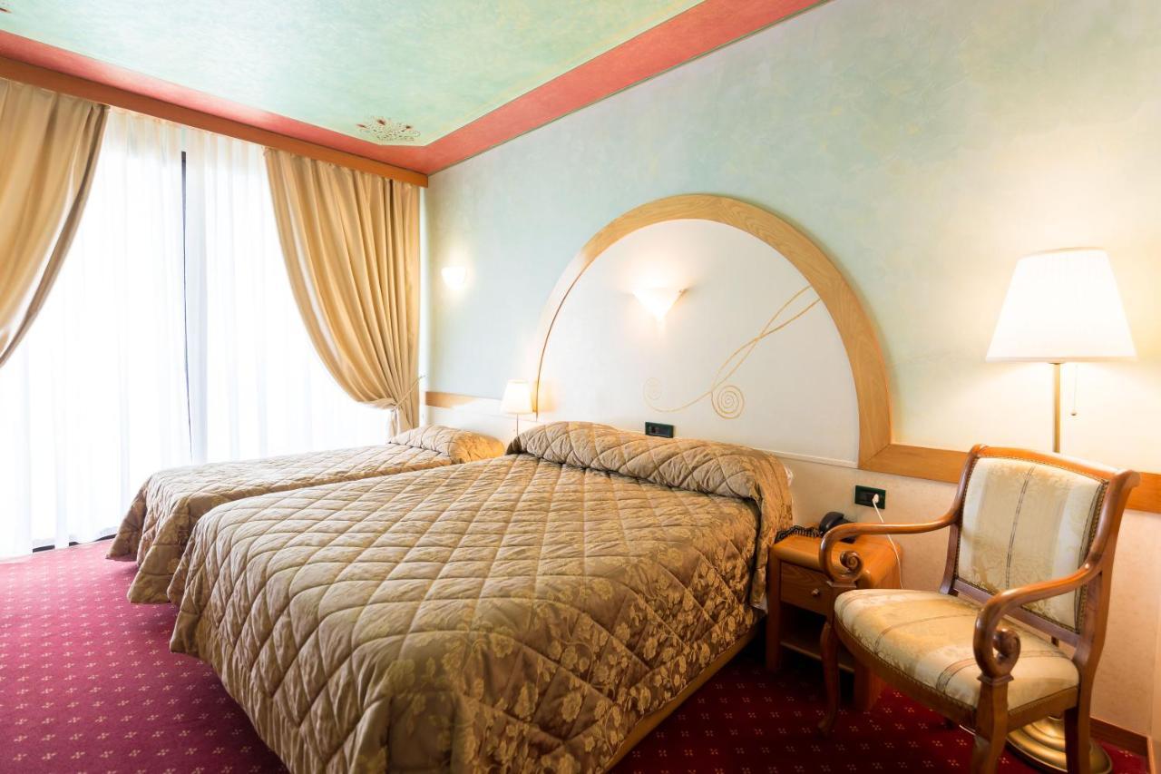 Aquila D'oro Desenzano Hotel Desenzano del Garda