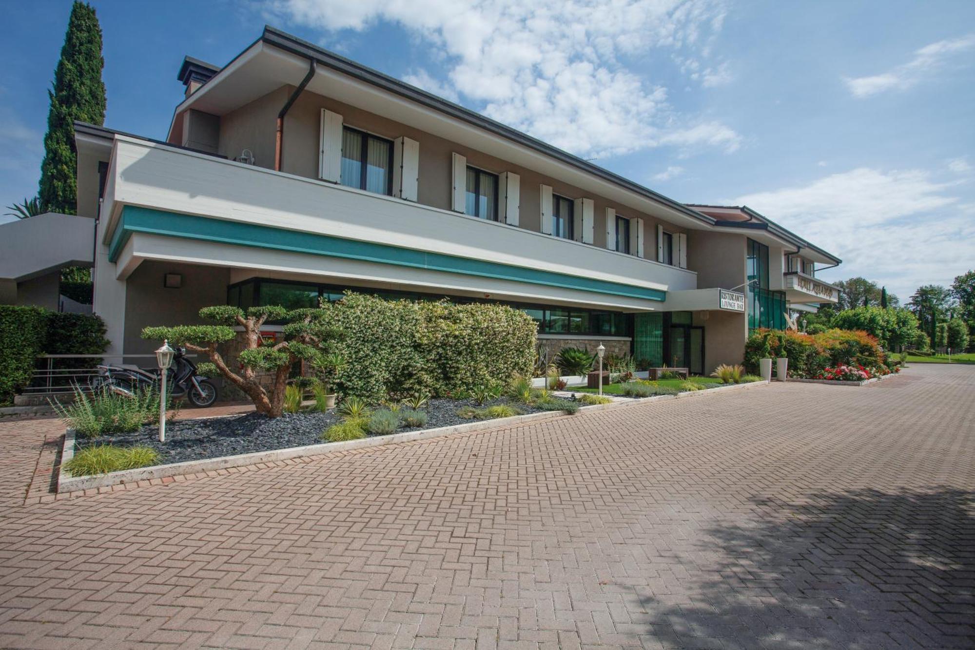 Aquila D'oro Desenzano Hotel 4*